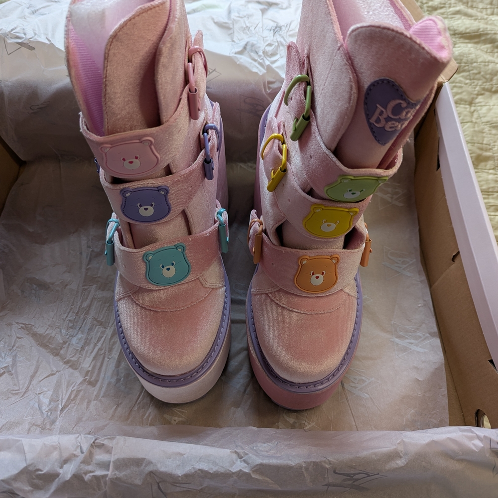 YRU Carebear Pink Velvet Boots, Dune Lo Care Bears Size 10M - Picture 5 of 9